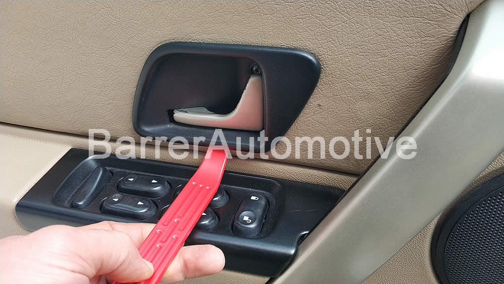 auto%20trim%20and%20upholstery%20removal%20tool